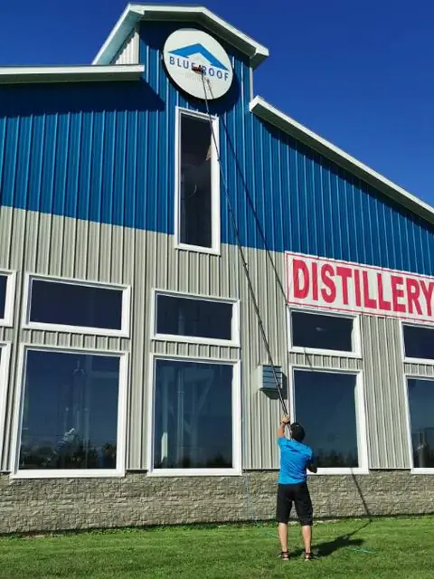 Insulation services Winnipeg, insulation removal