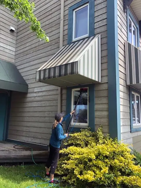 Insulation services Winnipeg, Glass Act Window Cleaning